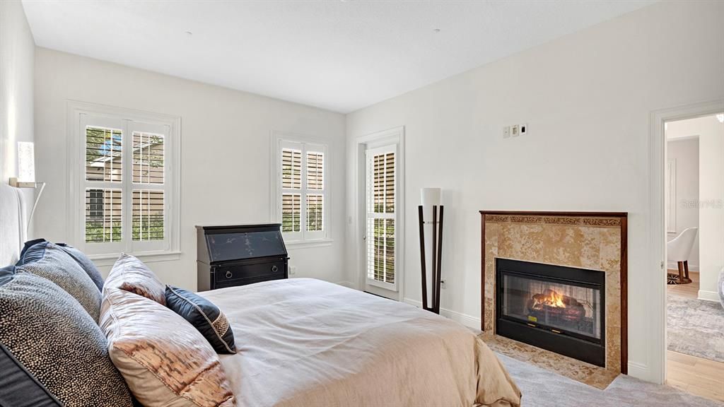 For Sale: $925,000 (3 beds, 3 baths, 2576 Square Feet)