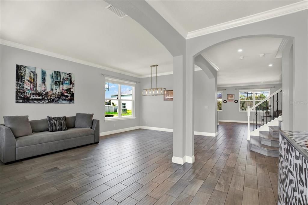 En Venta: $674,900 (5 camas, 3 baños, 3280 Pies cuadrados)