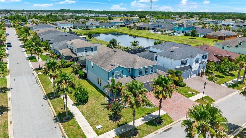 En Venta: $674,900 (5 camas, 3 baños, 3280 Pies cuadrados)