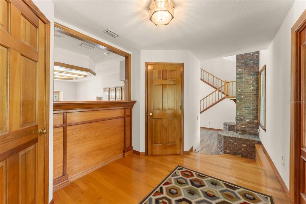 En Venta: $998,000 (5 camas, 3 baños, 3903 Pies cuadrados)