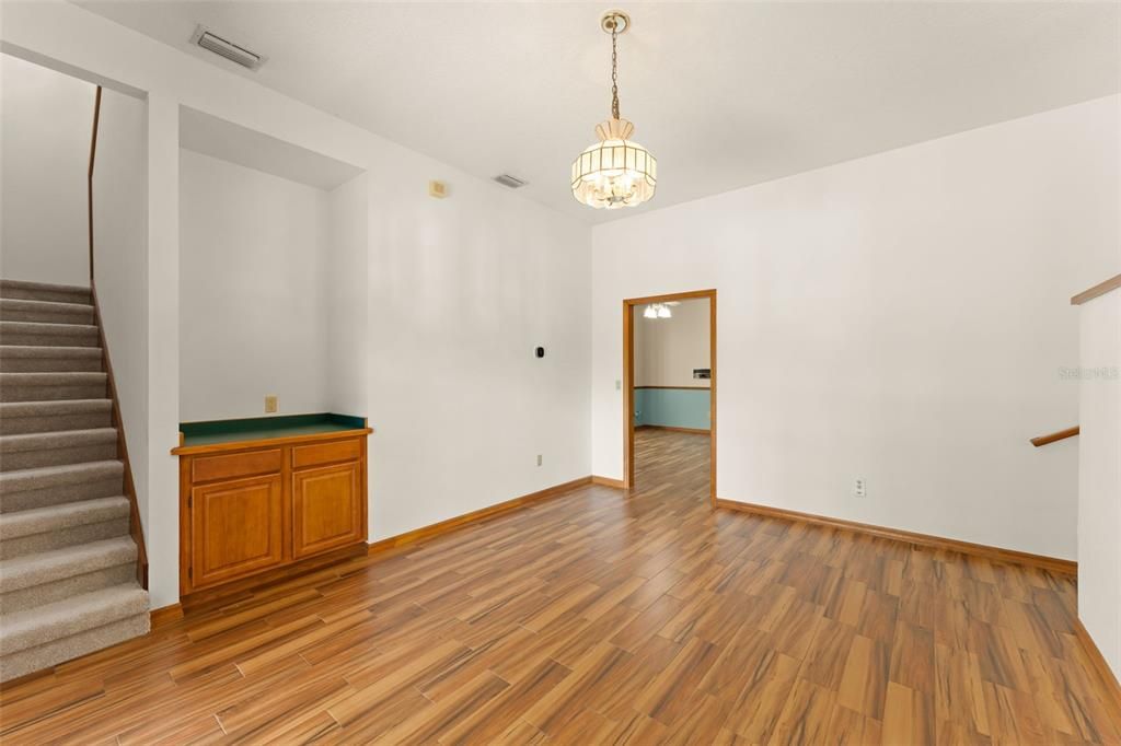 En Venta: $998,000 (5 camas, 3 baños, 3903 Pies cuadrados)