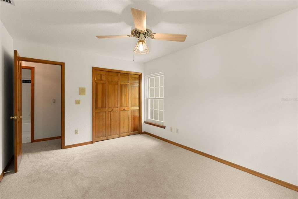 En Venta: $998,000 (5 camas, 3 baños, 3903 Pies cuadrados)