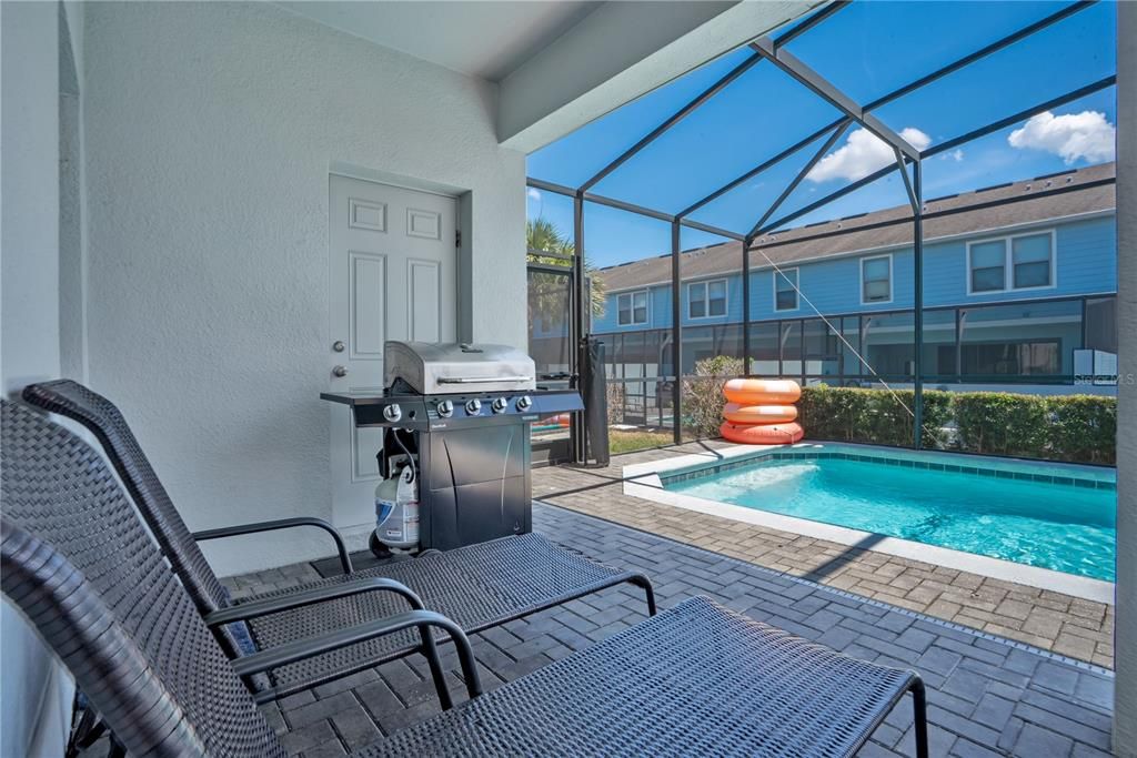 En Venta: $550,000 (6 camas, 4 baños, 3142 Pies cuadrados)