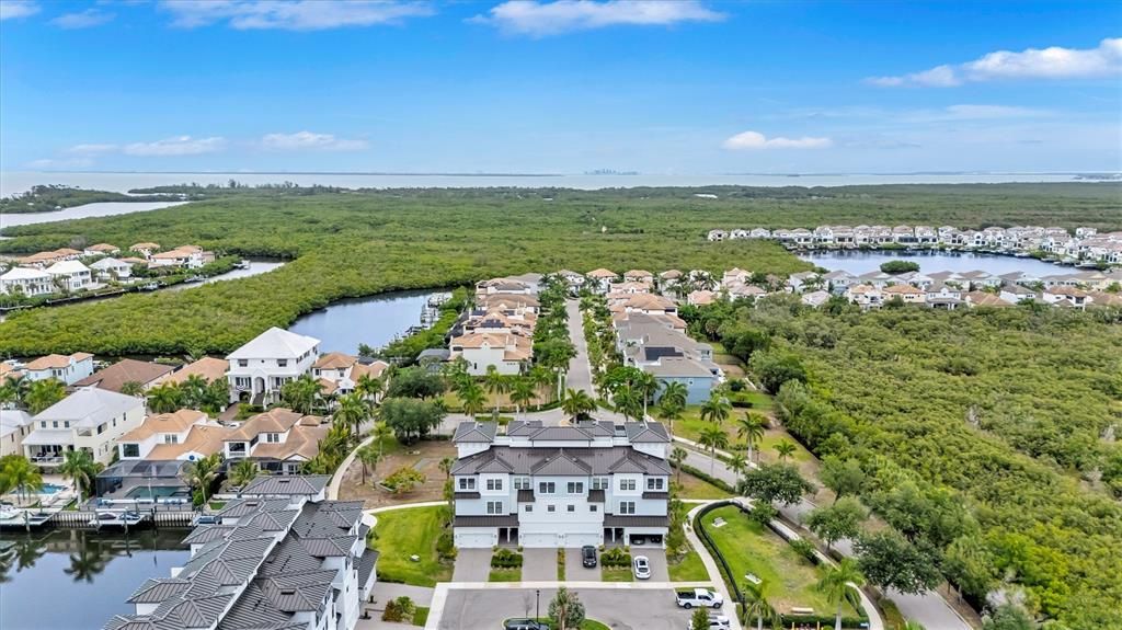 For Sale: $775,000 (4 beds, 3 baths, 2829 Square Feet)