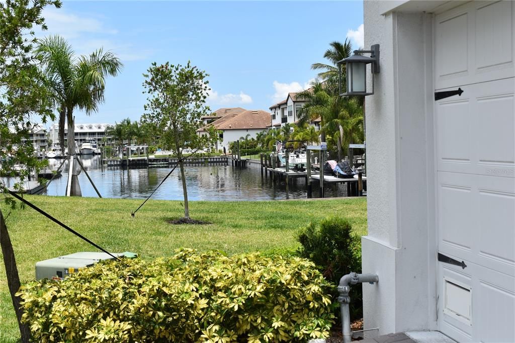 For Sale: $775,000 (4 beds, 3 baths, 2829 Square Feet)