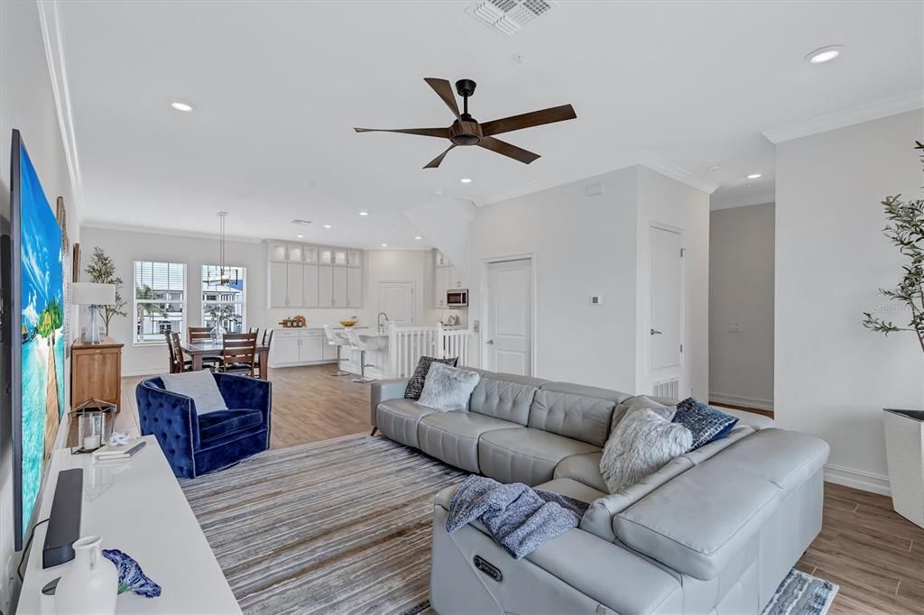 For Sale: $775,000 (4 beds, 3 baths, 2829 Square Feet)
