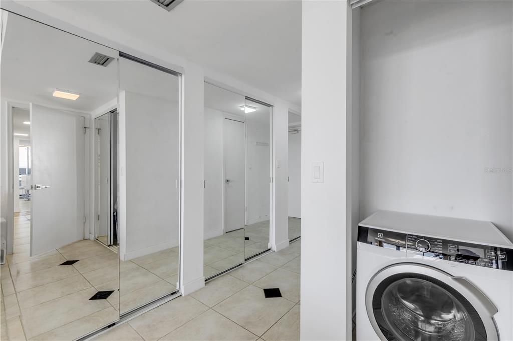En Venta: $559,000 (2 camas, 2 baños, 1360 Pies cuadrados)