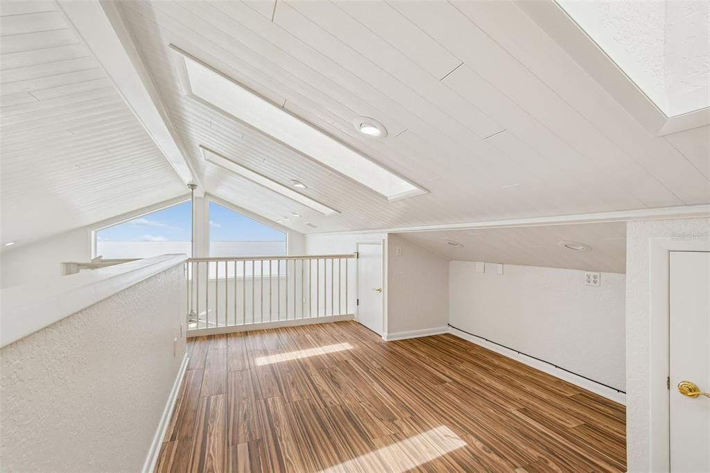 For Sale: $3,250,000 (4 beds, 3 baths, 3109 Square Feet)