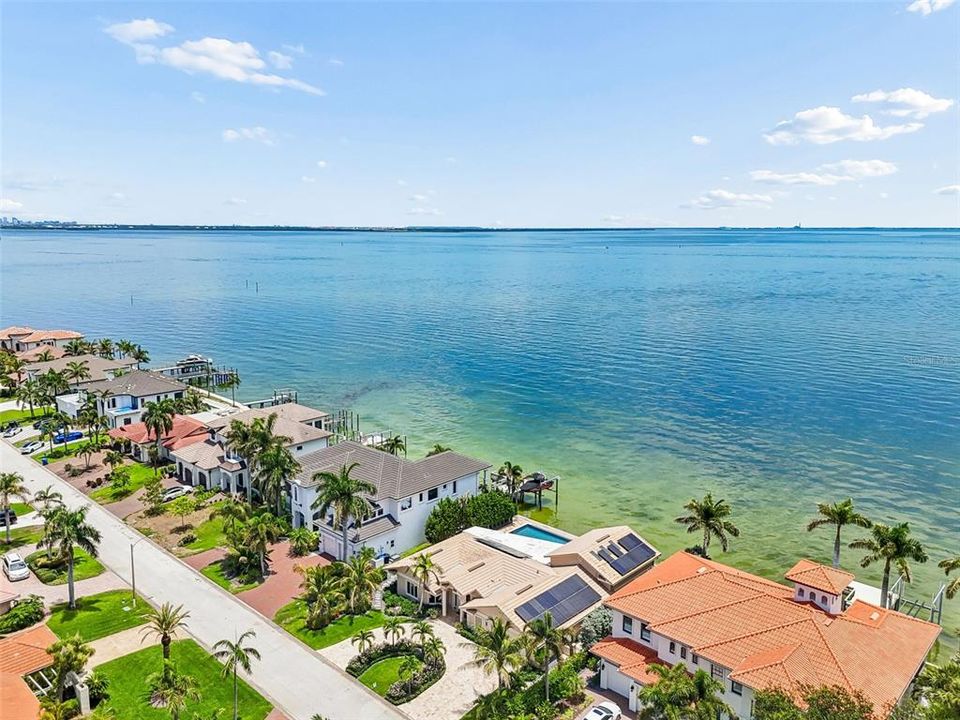 For Sale: $3,250,000 (4 beds, 3 baths, 3109 Square Feet)