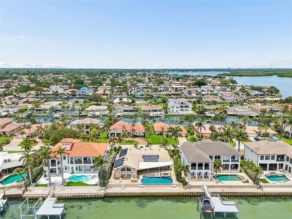 For Sale: $3,250,000 (4 beds, 3 baths, 3109 Square Feet)