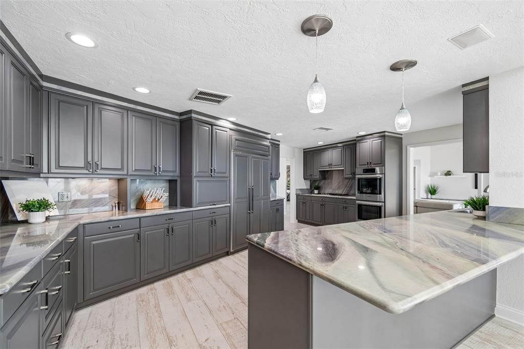 For Sale: $3,250,000 (4 beds, 3 baths, 3109 Square Feet)