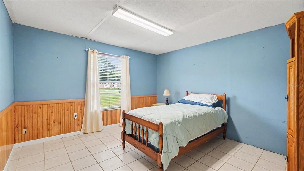 For Sale: $260,000 (3 beds, 1 baths, 1265 Square Feet)