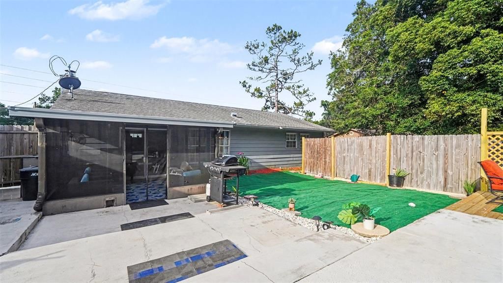 For Sale: $260,000 (3 beds, 1 baths, 1265 Square Feet)