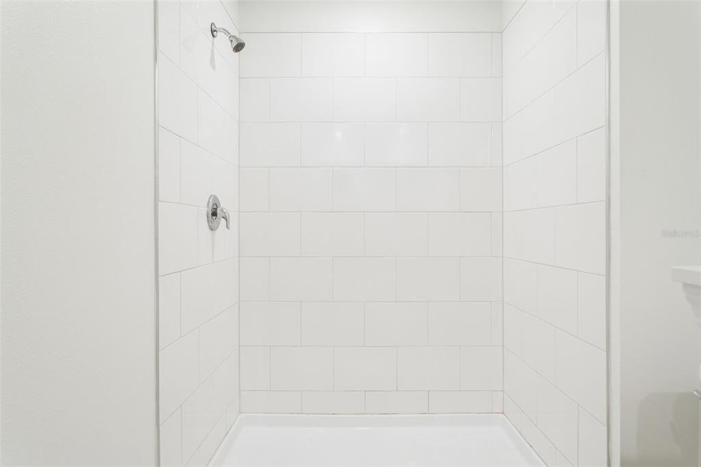 For Sale: $244,900 (3 beds, 2 baths, 1666 Square Feet)