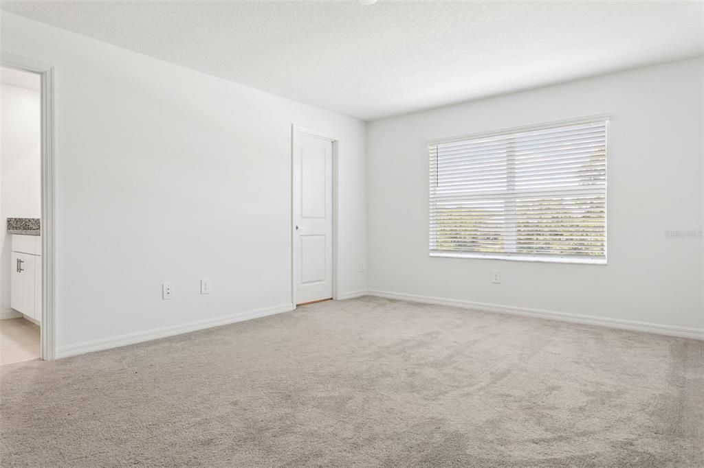 For Sale: $244,900 (3 beds, 2 baths, 1666 Square Feet)