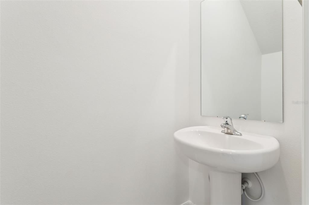 For Sale: $244,900 (3 beds, 2 baths, 1666 Square Feet)