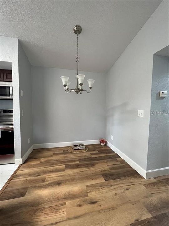 В аренду: $1,650 (2 спален, 1 ванн, 919 Квадратных фут)