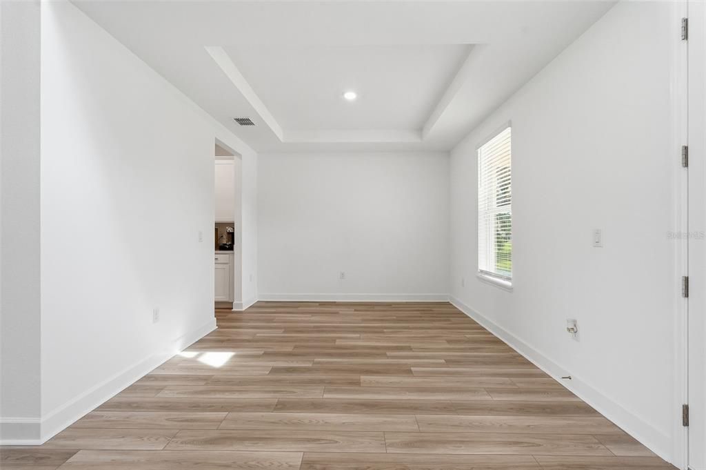 На продажу: $699,990 (5 спален, 4 ванн, 3835 Квадратных фут)