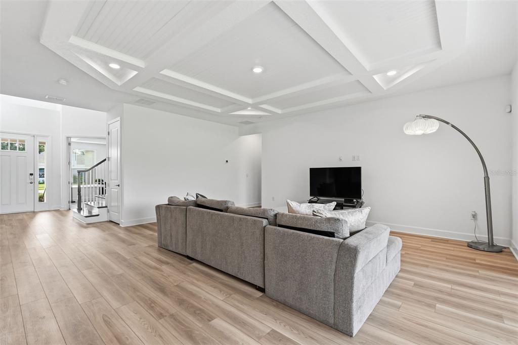 На продажу: $699,990 (5 спален, 4 ванн, 3835 Квадратных фут)