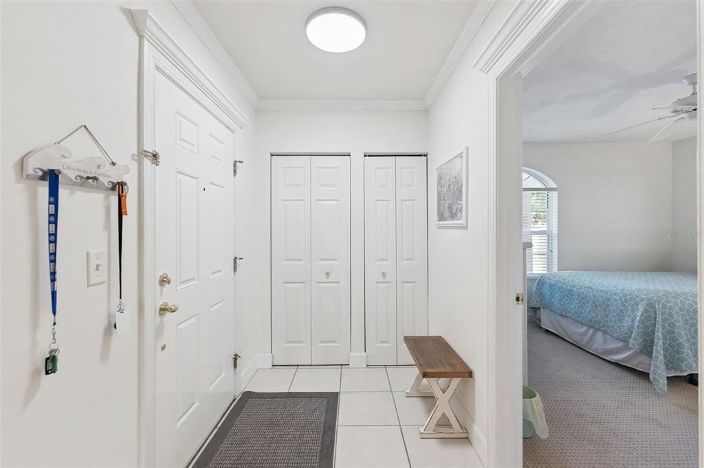 For Sale: $499,000 (3 beds, 3 baths, 1935 Square Feet)