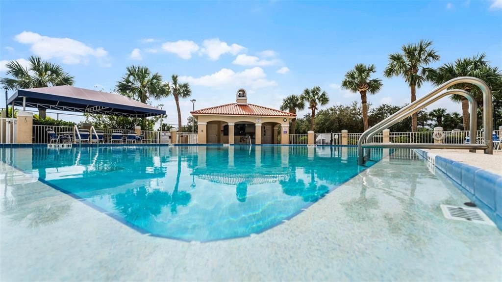 For Sale: $499,000 (3 beds, 3 baths, 1935 Square Feet)