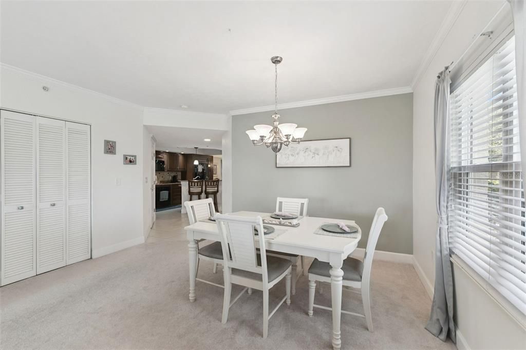 For Sale: $499,000 (3 beds, 3 baths, 1935 Square Feet)