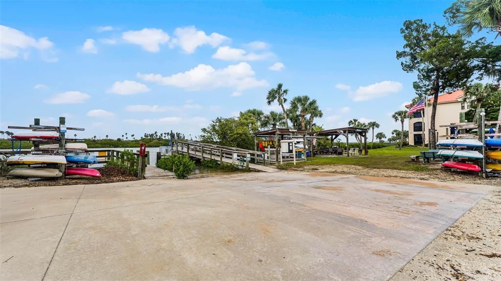For Sale: $499,000 (3 beds, 3 baths, 1935 Square Feet)