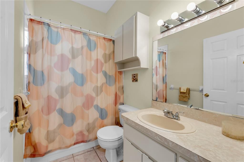 En Venta: $765,000 (5 camas, 3 baños, 3335 Pies cuadrados)