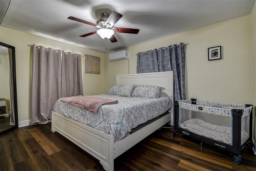 For Sale: $550,000 (3 beds, 2 baths, 2151 Square Feet)