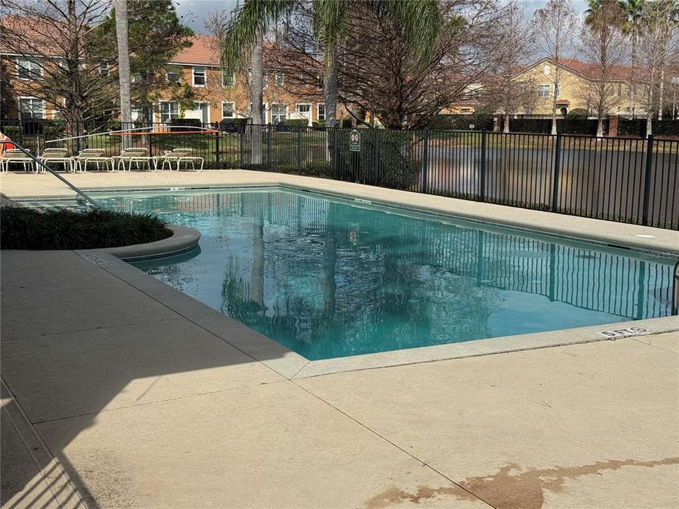 For Rent: $2,400 (3 beds, 2 baths, 1460 Square Feet)