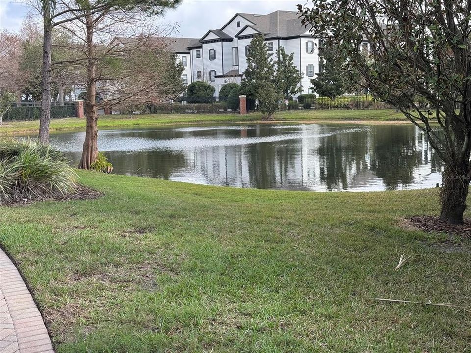 For Rent: $2,400 (3 beds, 2 baths, 1460 Square Feet)