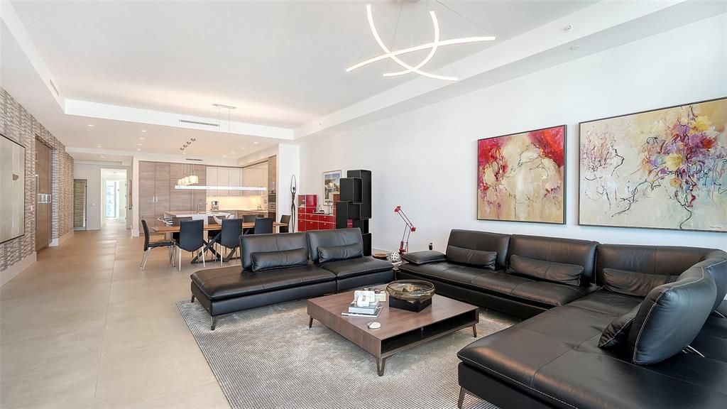 For Sale: $4,900,000 (3 beds, 3 baths, 2984 Square Feet)