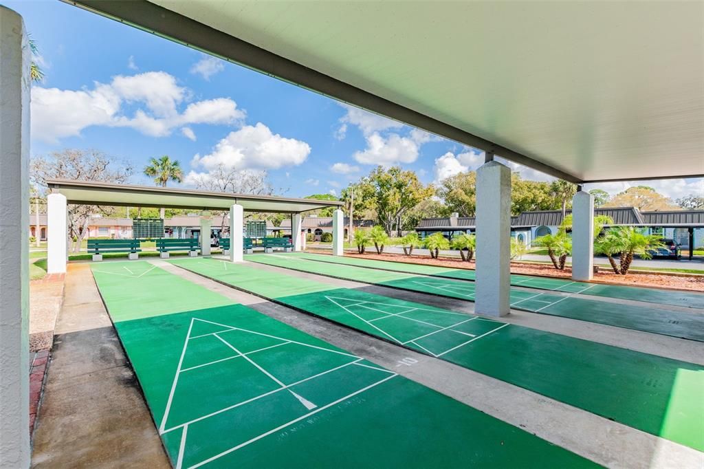 For Sale: $139,900 (2 beds, 1 baths, 975 Square Feet)