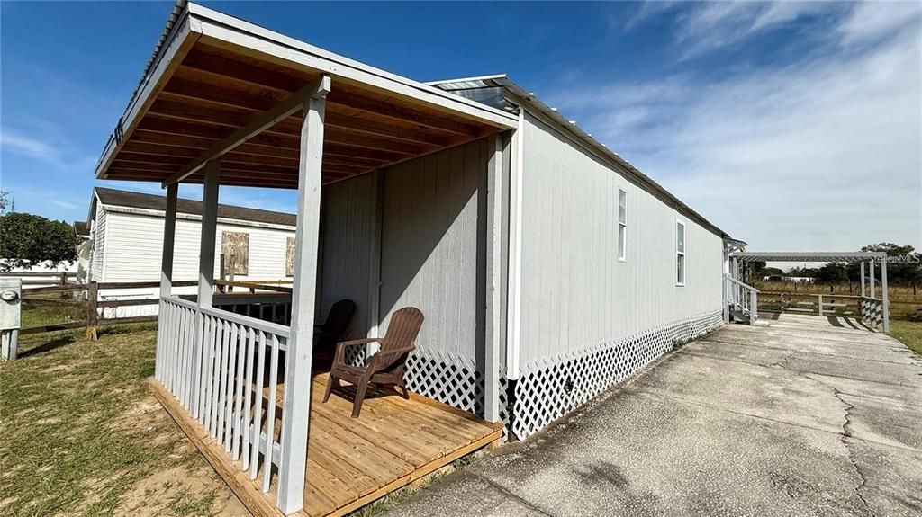For Rent: $1,200 (2 beds, 2 baths, 784 Square Feet)