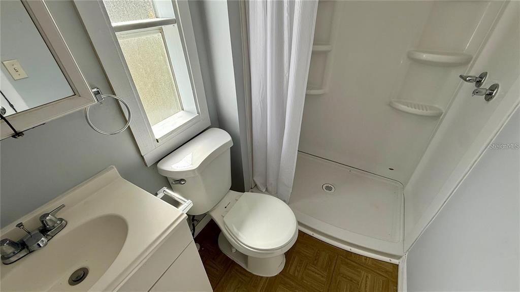 For Rent: $1,200 (2 beds, 2 baths, 784 Square Feet)