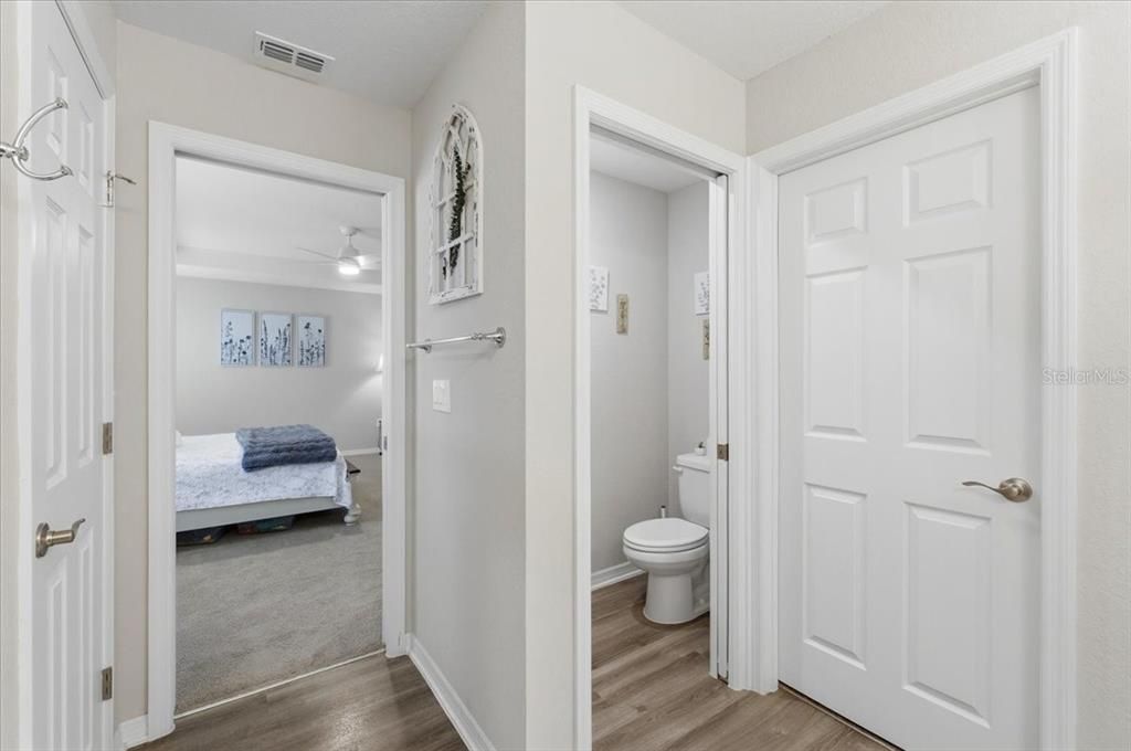 For Sale: $329,900 (4 beds, 2 baths, 1819 Square Feet)