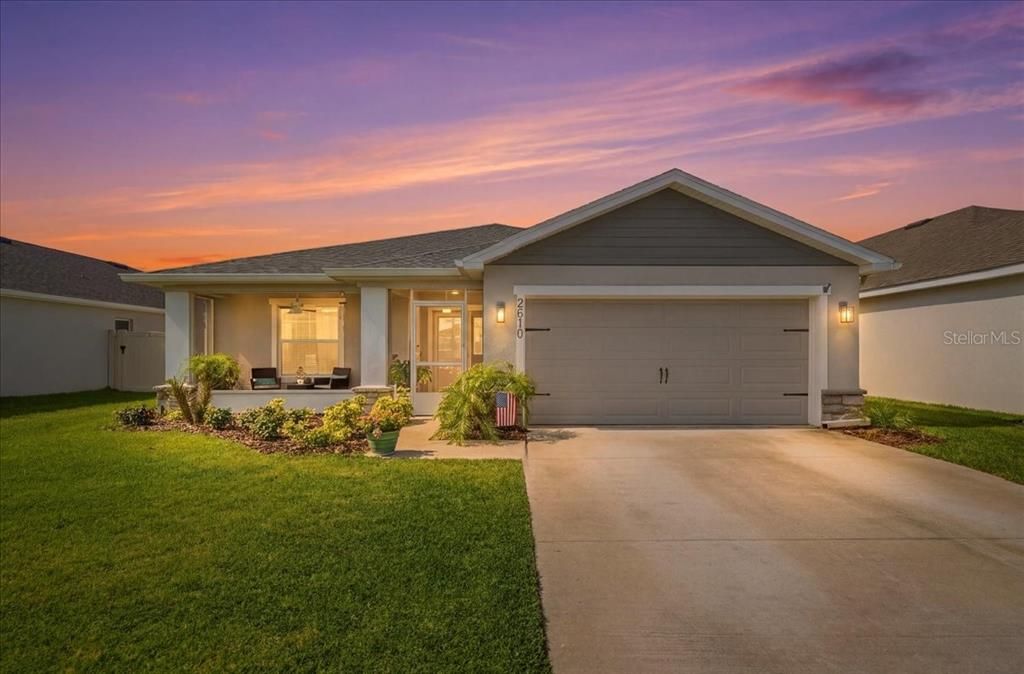 For Sale: $329,900 (4 beds, 2 baths, 1819 Square Feet)