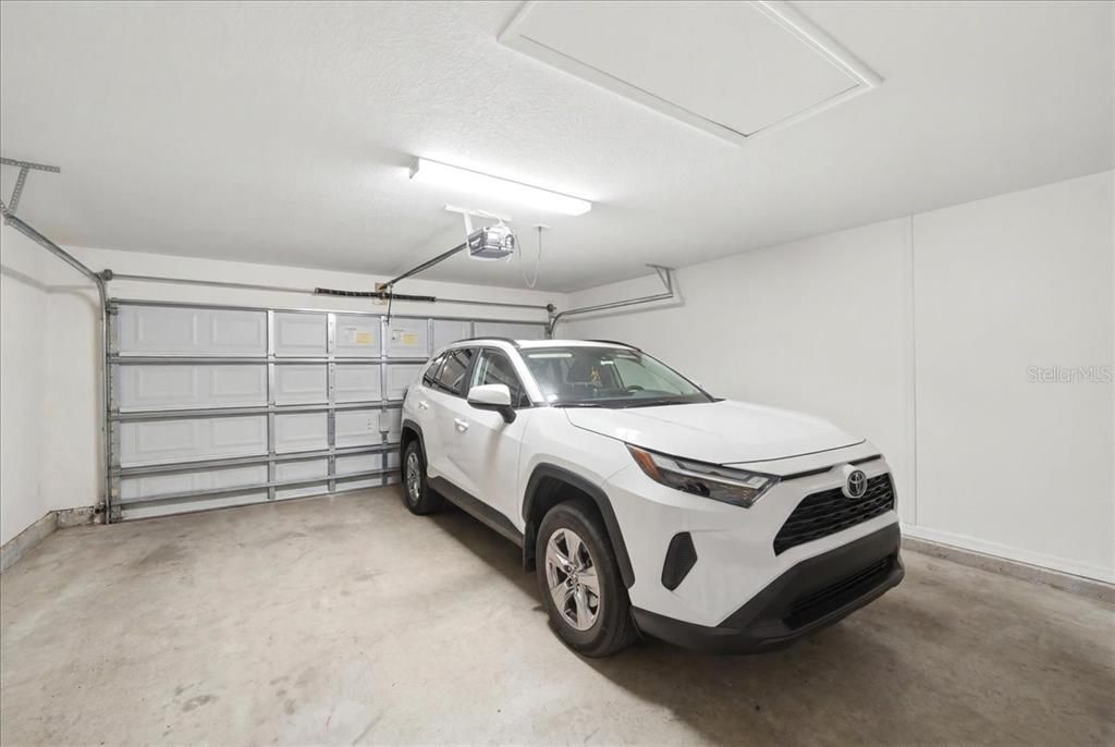 For Sale: $329,900 (4 beds, 2 baths, 1819 Square Feet)