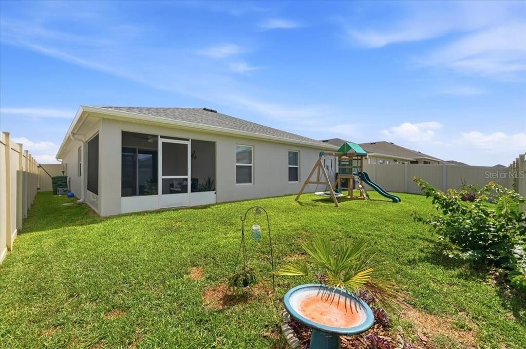 For Sale: $329,900 (4 beds, 2 baths, 1819 Square Feet)