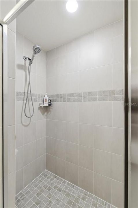 For Sale: $329,900 (4 beds, 2 baths, 1819 Square Feet)
