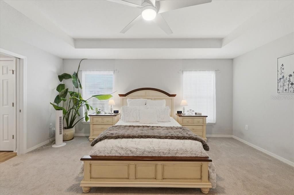 For Sale: $329,900 (4 beds, 2 baths, 1819 Square Feet)
