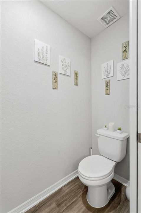 For Sale: $329,900 (4 beds, 2 baths, 1819 Square Feet)
