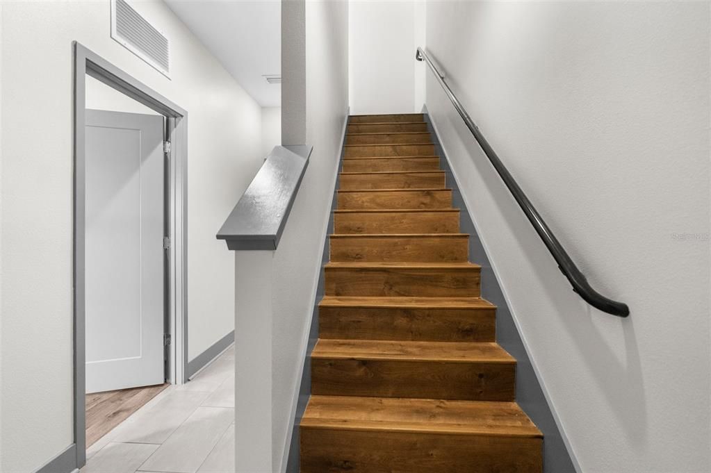 For Rent: $4,100 (3 beds, 3 baths, 1912 Square Feet)