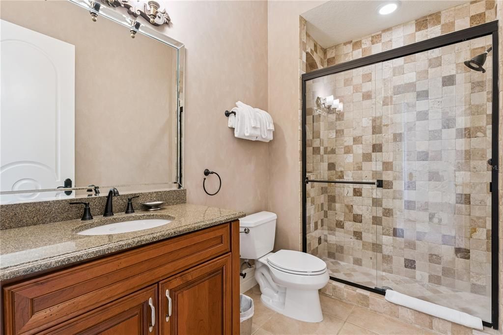 En Venta: $1,450,000 (5 camas, 5 baños, 4489 Pies cuadrados)