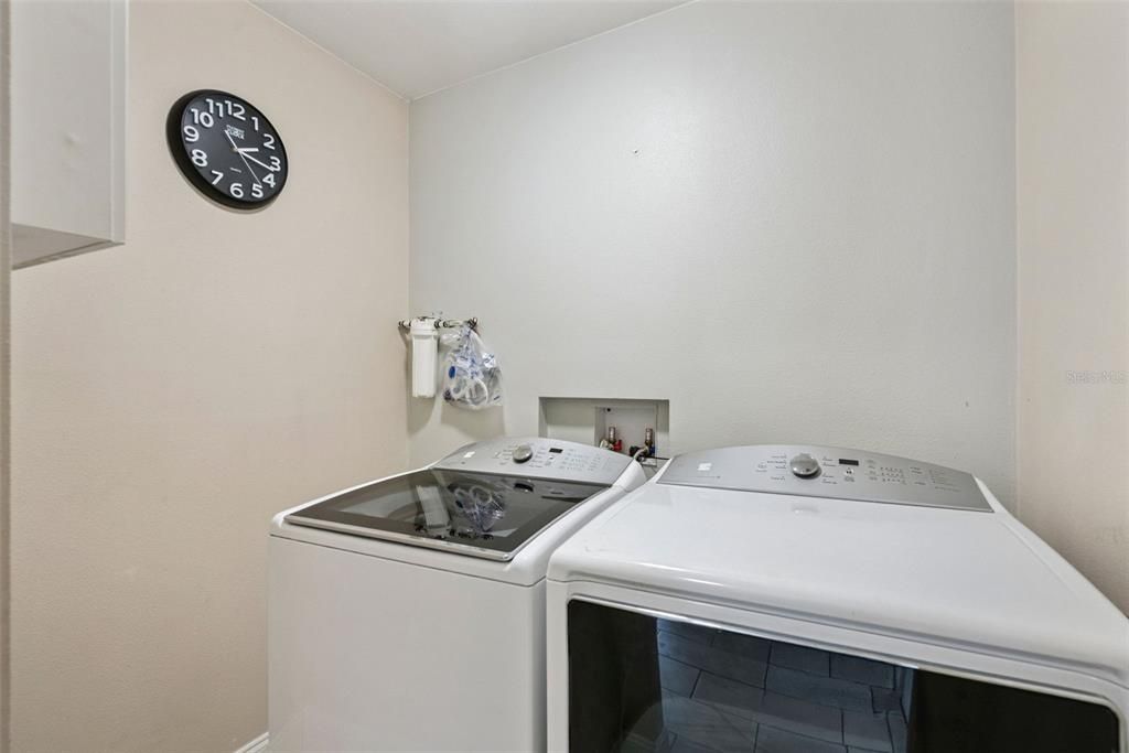 For Sale: $320,000 (3 beds, 1 baths, 1066 Square Feet)