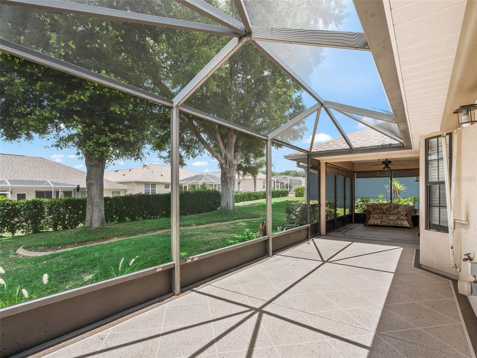 For Sale: $294,940 (3 beds, 2 baths, 1353 Square Feet)