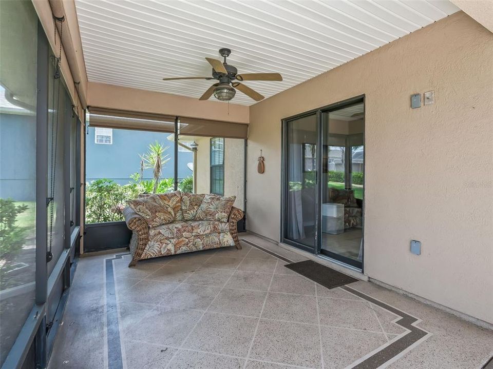 For Sale: $294,940 (3 beds, 2 baths, 1353 Square Feet)
