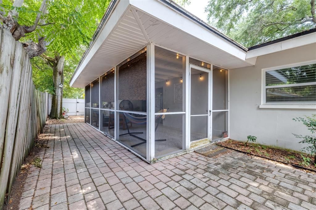 En Venta: $475,000 (3 camas, 2 baños, 1665 Pies cuadrados)