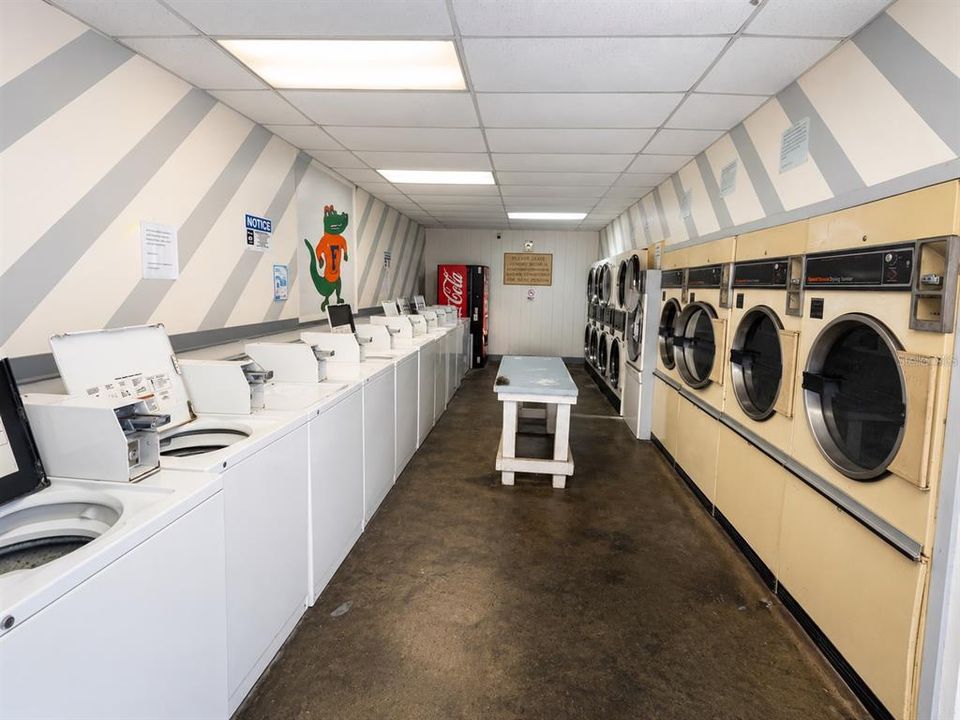 For Sale: $115,000 (2 beds, 2 baths, 1226 Square Feet)
