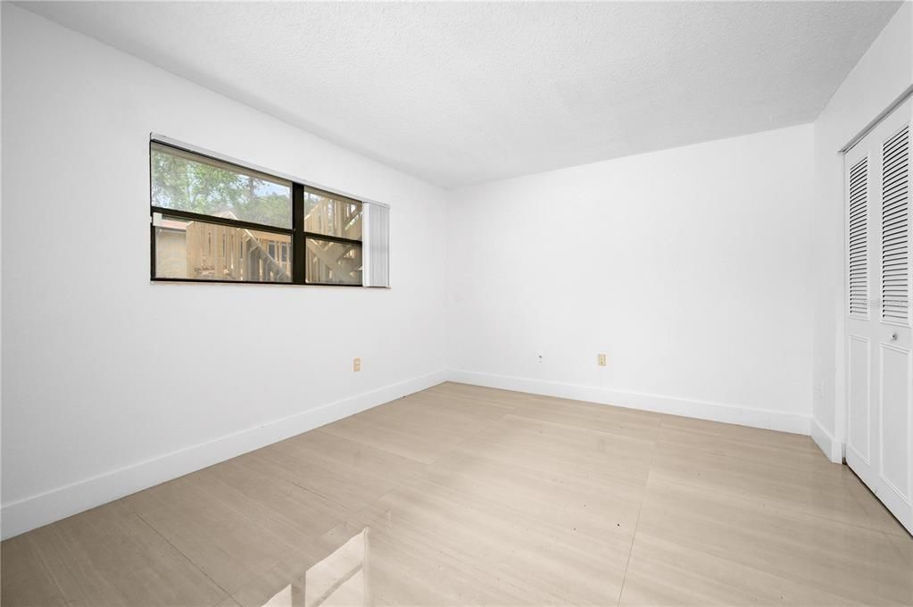 For Sale: $115,000 (2 beds, 2 baths, 1226 Square Feet)